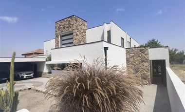 Casa en Venta en Condominio Los Bosques