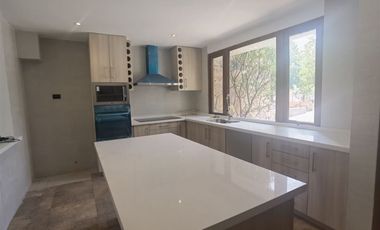 Casa en Venta en Condominio Los Bosques