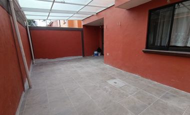 casa en renta toluca, zona aeropuerto, rapida salida a cdmx, doble filtro de seguridad-