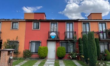 casa en renta toluca, zona aeropuerto, rapida salida a cdmx, doble filtro de seguridad-