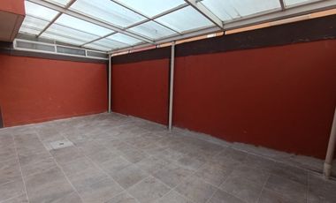 casa en renta toluca, zona aeropuerto, rapida salida a cdmx, doble filtro de seguridad-