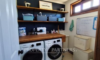 Hermosa parcela con casa en condominio.