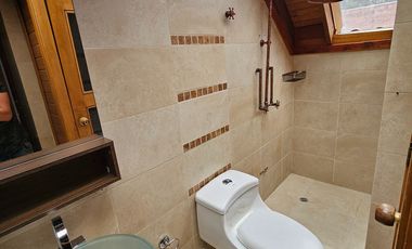 ¡Tu Refugio Exclusivo en el Corazón de Bogotá! CASA VIRREY