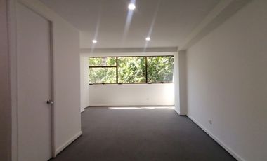 ESTUPENDA  OFICINA A  PASOS METRO LOS LEONES