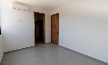 CASA EN VENTA EN PRIVANZA SOLARES, ZAPOPAN JAL.