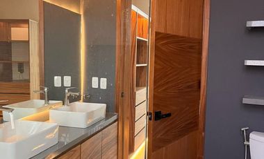 CASA EN VENTA EN PRIVANZA SOLARES, ZAPOPAN JAL.