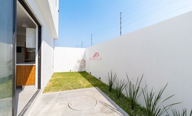 CASA EN VENTA EN PRIVANZA SOLARES, ZAPOPAN JAL.