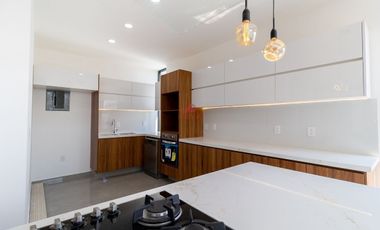 CASA EN VENTA EN PRIVANZA SOLARES, ZAPOPAN JAL.