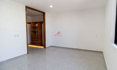CASA EN VENTA EN PRIVANZA SOLARES, ZAPOPAN JAL.