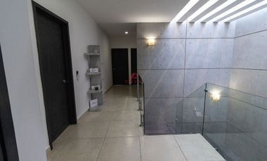 CASA EN VENTA EN SOLARES, COTO VALEIRA, ZAPOPAN JALISCO.