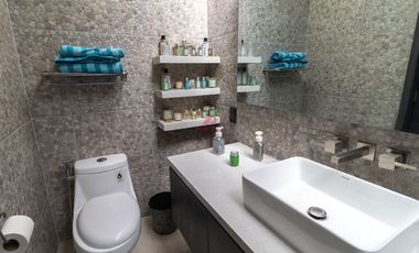CASA EN VENTA EN SOLARES, COTO VALEIRA, ZAPOPAN JALISCO.