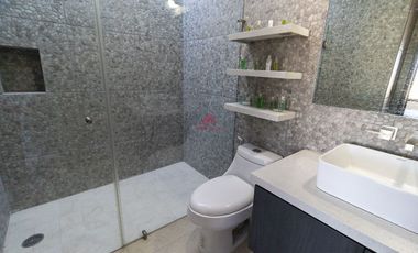 CASA EN VENTA EN SOLARES, COTO VALEIRA, ZAPOPAN JALISCO.