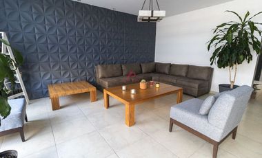 CASA EN VENTA EN SOLARES, COTO VALEIRA, ZAPOPAN JALISCO.