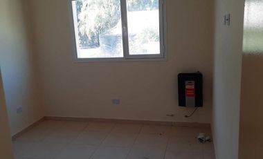 Duplex en venta - CENTENARIO casco viejo.