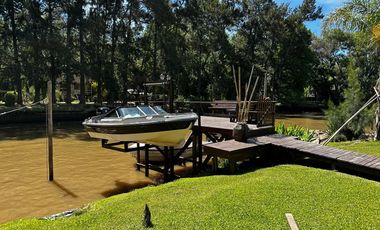 Casa en venta en el Delta de Tigre en Arroyo Rama Negra