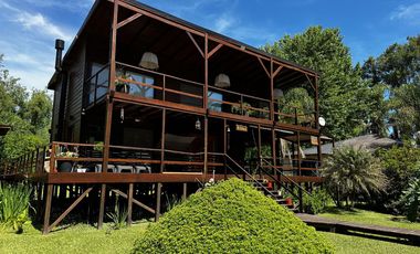 Casa en venta en el Delta de Tigre en Arroyo Rama Negra