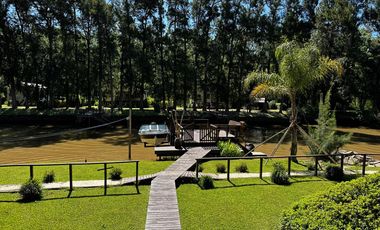 Casa en venta en el Delta de Tigre en Arroyo Rama Negra