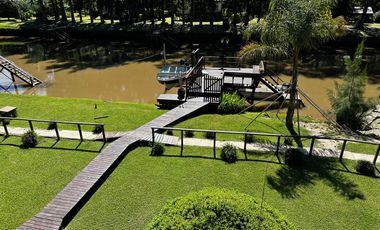 Casa en venta en el Delta de Tigre en Arroyo Rama Negra