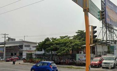 Terreno Comercial · Avenidas Miguel Aleman y Rafael Hernandez Ochoa · 300M2