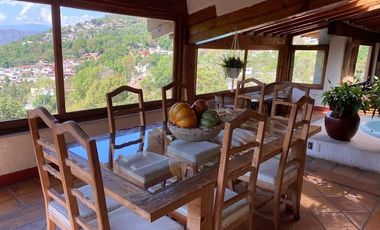 CASA EN VENTA EN VALLE DE BRAVO