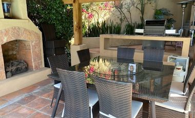 CASA EN VENTA EN VALLE DE BRAVO