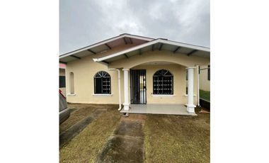 SE ALQUILA CASA NUEVA EN SANTIAGO LOS SUEÑOS