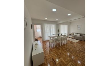 DEPARTAMENTO 4 AMBIENTES A LA CALLE CON BALCON - MACROCENTRO
