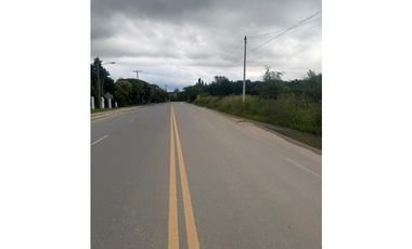 Últimos Lotes con Escritura sobre la Ruta-Villa Esquiu