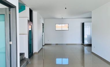 Casa en Fraccionamiento en Lomas de Jiutepec Jiutepec - ROQ-1259-Fr