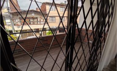 CASA EN ARRIENDO EN ALCAL ENVIGADO