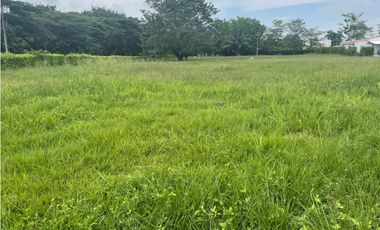 VENDO LOTE O PERMUTO JAMUNDI LA MORADA SM 8301156