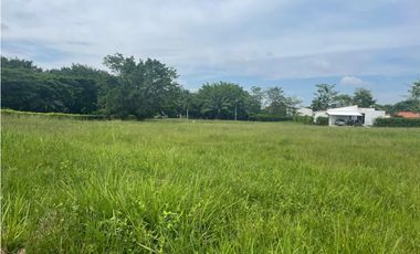 VENDO LOTE O PERMUTO JAMUNDI LA MORADA SM 8301156