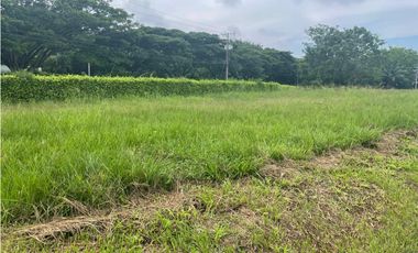 VENDO LOTE O PERMUTO JAMUNDI LA MORADA SM 8301156