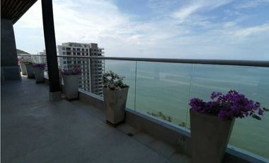 Apartamento en  arriendo en Playa Salguero