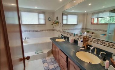 Casa Campestre con Casa Auxiliar Tenjo