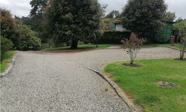 Casa Campestre con Casa Auxiliar Tenjo