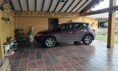 Casa Campestre con Casa Auxiliar Tenjo