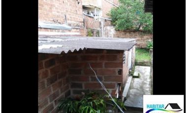 Venta Casa en Manrique San Pablo Medellín Antioquia.