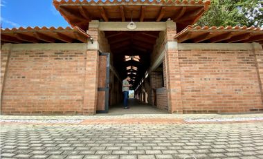 Finca Vía Rionegro - Carmen Viboral