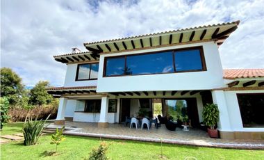 Finca Vía Rionegro - Carmen Viboral