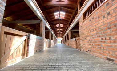 Finca Vía Rionegro - Carmen Viboral