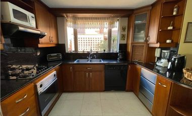 Casa tradicional en el Poblado La Calera / Potencial para remodelar