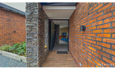 Venta de Casa Campestre en Parcelación El Retiro