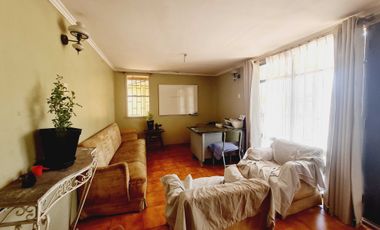 Casa en venta en MACUL