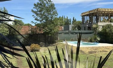 Oportunidad, casa en la Pelegrina