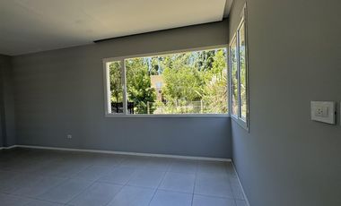 Oportunidad, casa en la Pelegrina