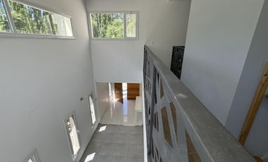 Oportunidad, casa en la Pelegrina