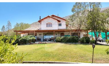 Casa chilena 3D 3B en Venta Hacienda Rinconada