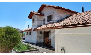 Casa chilena 3D 3B en Venta Hacienda Rinconada