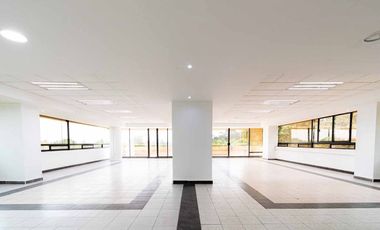 EDIFICIO EN VENTA EN  PERIFERICO REMODELADO !!!